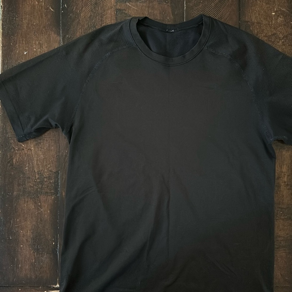 Lululemon Mens Metal Vent Tech short sleeve